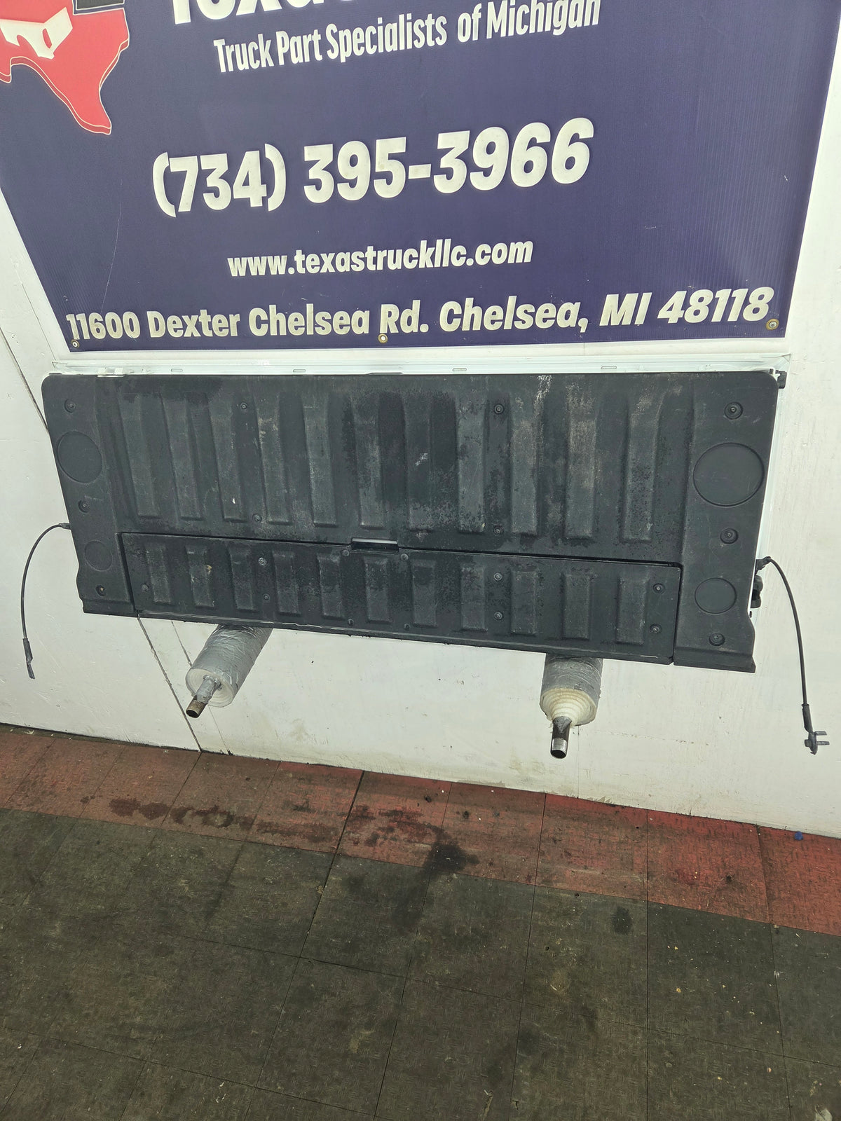 2019-2025 Chevrolet Silverado 2500 3500 HD Multipro Tailgate