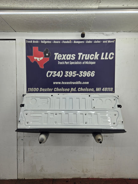 2023-2026 Ford F250 F350 F450 F550 Super Duty Tailgate W/Step - Pearl White