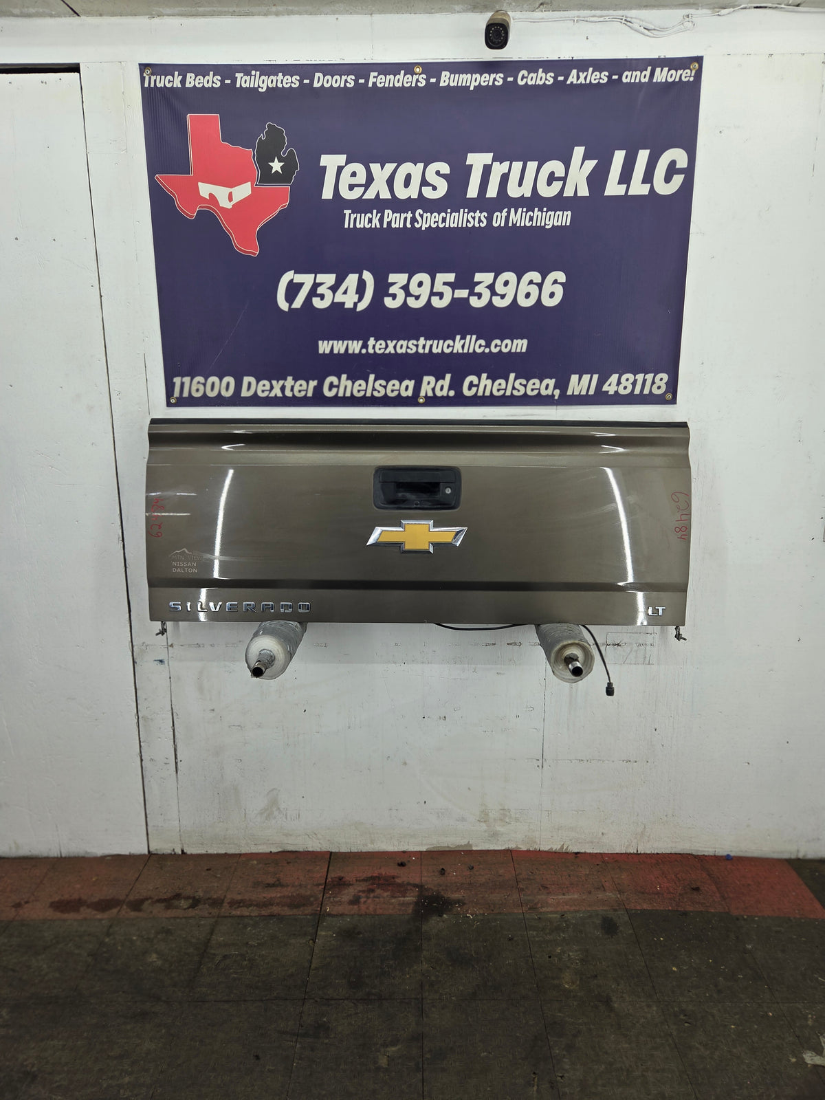 2014-2019 Chevrolet Silverado / GMC Sierra 1500 2500 3500 HD Tailgate