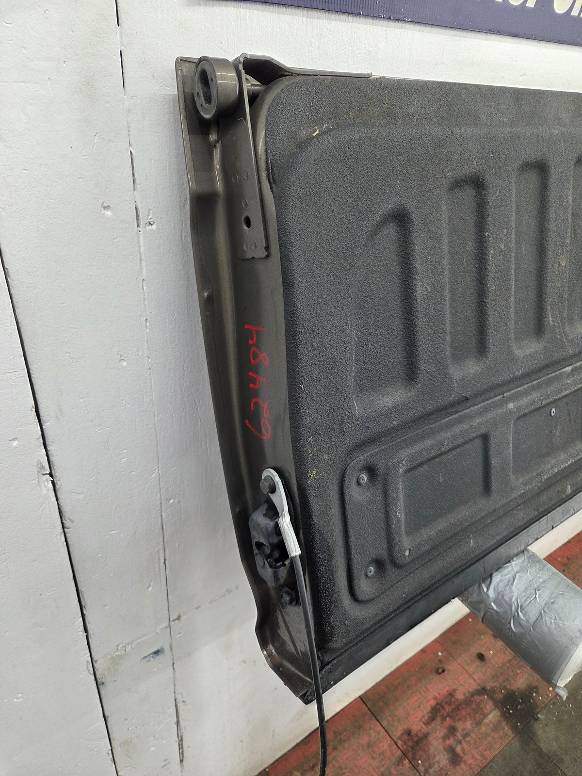 2014-2019 Chevrolet Silverado / GMC Sierra 1500 2500 3500 HD Tailgate
