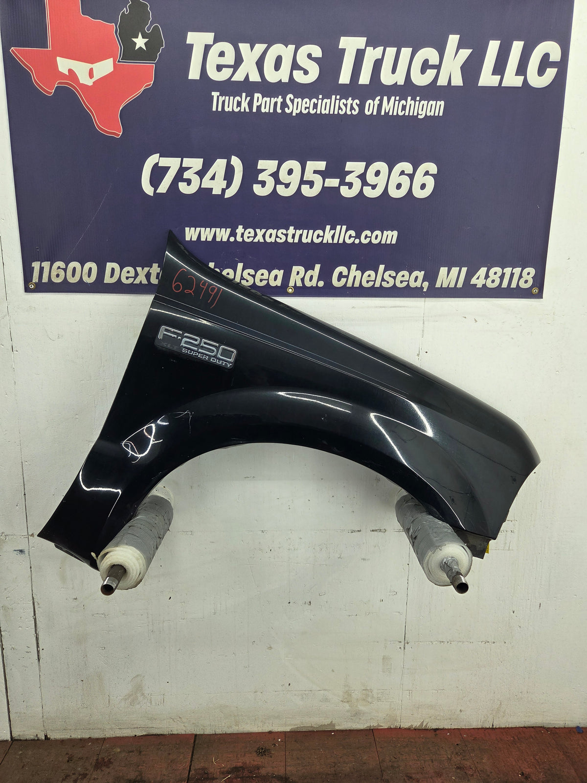 1999-2007 Ford Super Duty RH Passenger Side Front Fender F250 F350 F450 F550 Excursion