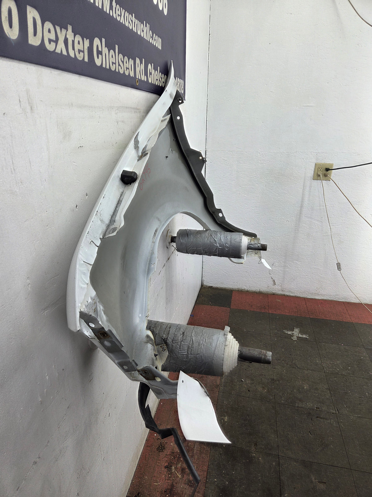 1999-2007 Ford Super Duty RH Passenger Side Front Fender F250 F350 F450 F550 Excursion