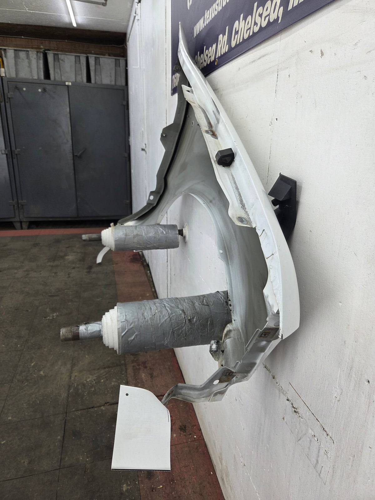 1999-2007 Ford Super Duty LH Driver Side Front Fender F250 F350 F450 F550 Excursion