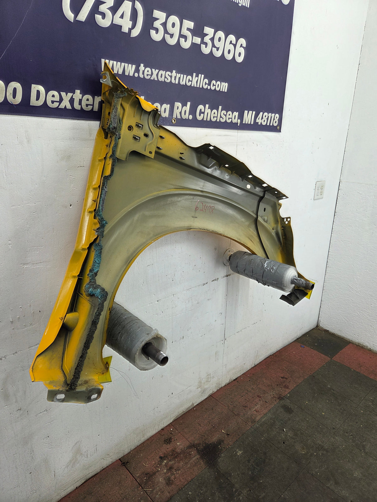 2011-2016 Ford Super Duty F250 F350 LH Driver Side Front Fender