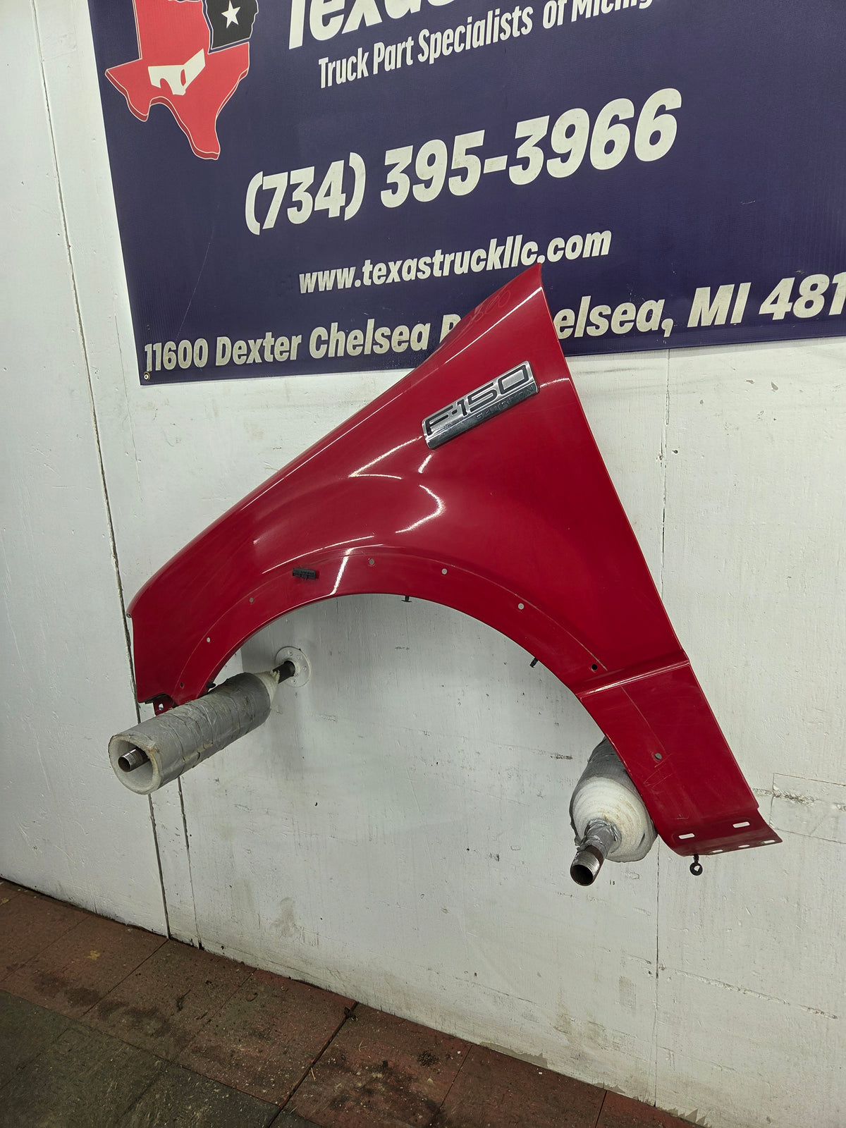 2004-2008 Ford F150 LH Driver Side Front Fender - With Molding