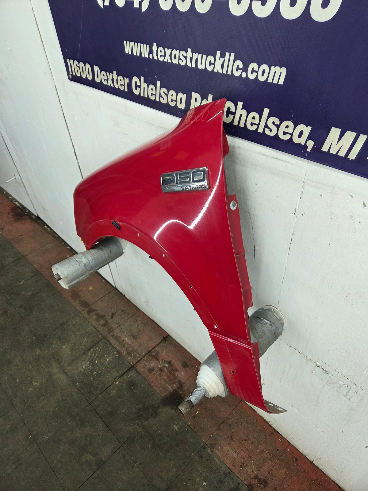 2004-2008 Ford F150 LH Driver Side Front Fender - With Molding