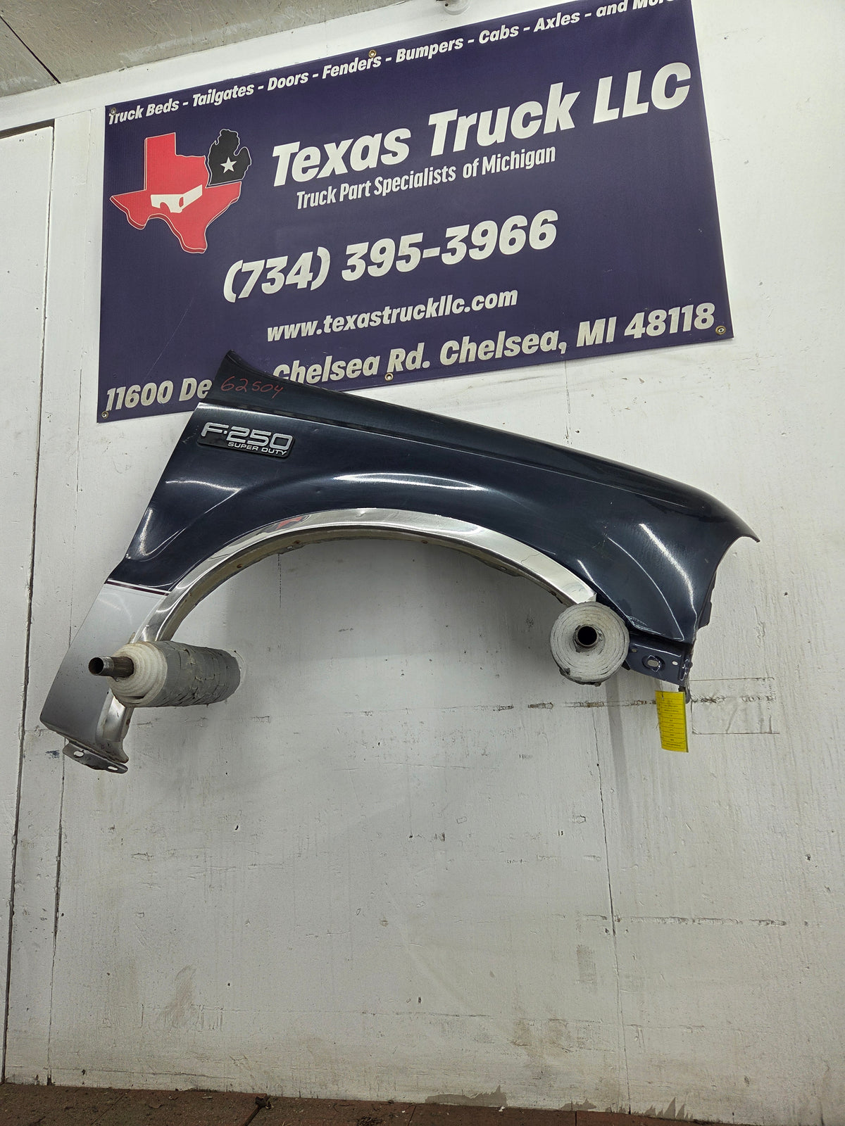 1999-2007 Ford Super Duty RH Passenger Side Front Fender F250 F350 F450 F550 Excursion