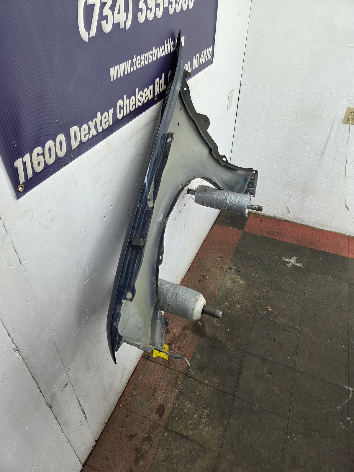 1999-2007 Ford Super Duty RH Passenger Side Front Fender F250 F350 F450 F550 Excursion