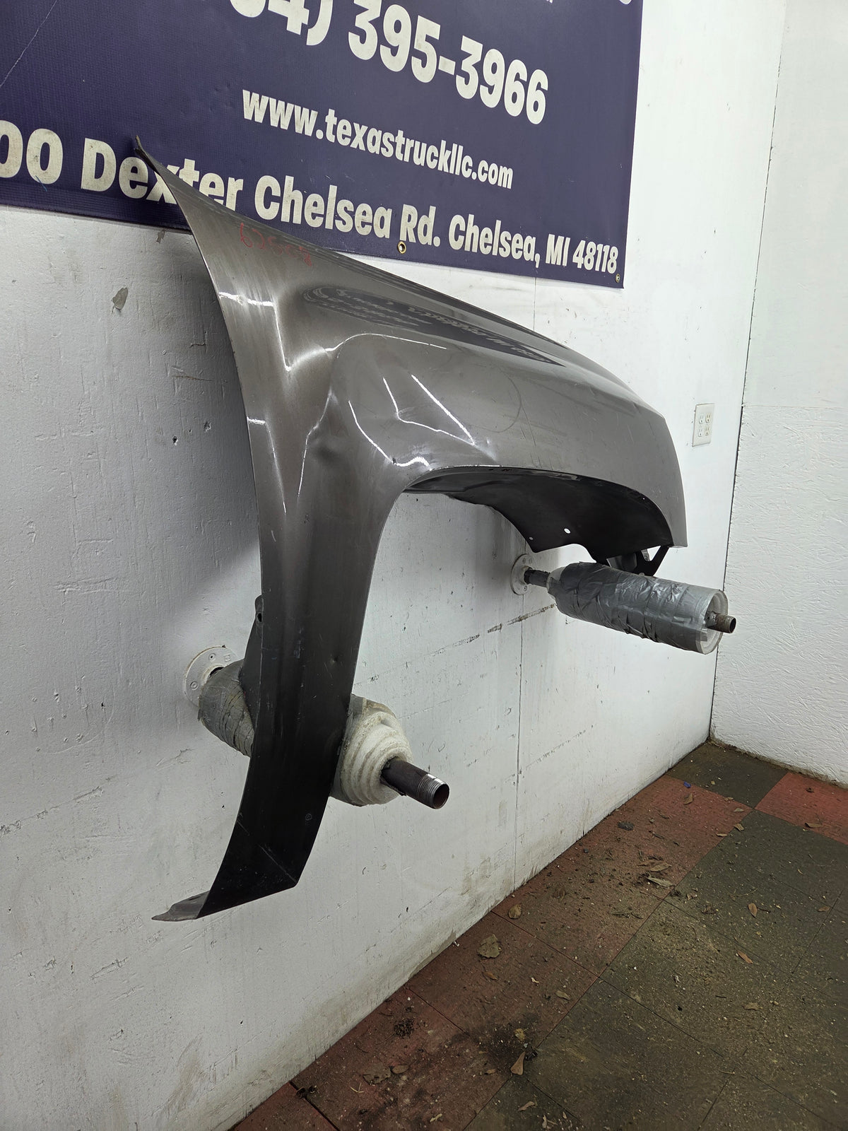 2007-2013 Chevrolet Silverado Passenger Side Front RH Fender 1500 2500 3500 HD