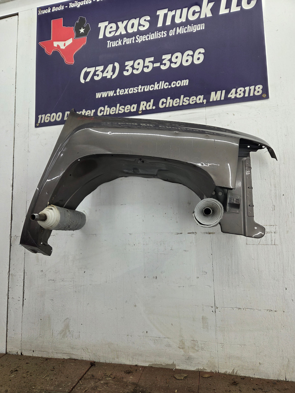 2007-2013 Chevrolet Silverado Passenger Side Front RH Fender 1500 2500 3500 HD