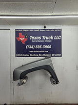 2003-2007 Chevrolet Silverado / Tahoe / Suburban 1500 2500 3500 HD LH Driver Side "Cateye" Front Fender