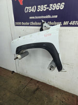 2003-2007 Chevrolet Silverado / Tahoe / Suburban 1500 2500 3500 HD LH Driver Side "Cateye" Front Fender