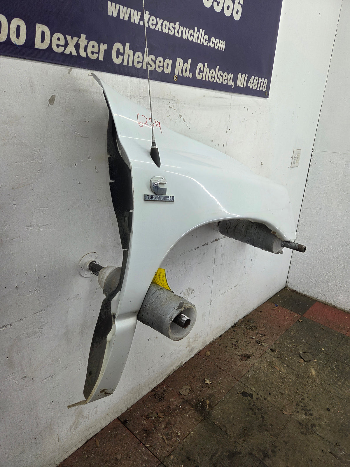 2006-2008 Dodge Ram 3rd Gen 1500 2500 3500 RH Passenger Side Fender