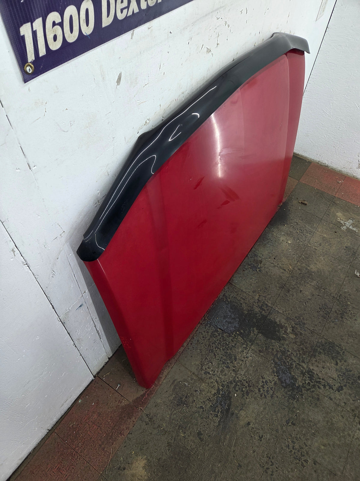 2003-2006 Chevrolet Silverado 1500 2500 'Cateye' Hood