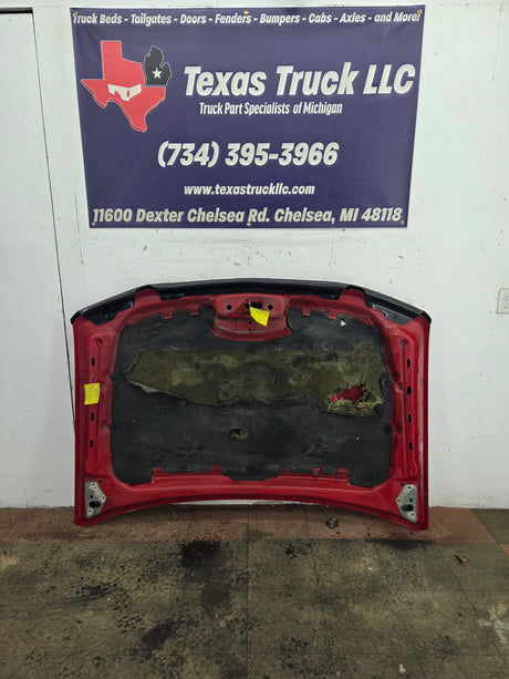 2003-2006 Chevrolet Silverado 1500 2500 'Cateye' Hood