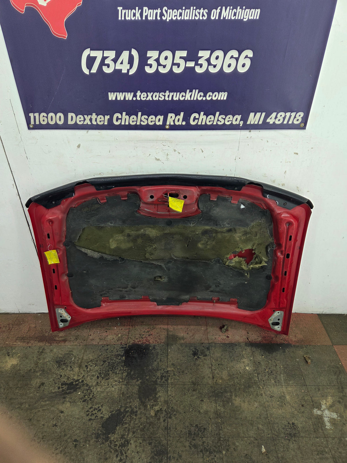 2003-2006 Chevrolet Silverado 1500 2500 'Cateye' Hood