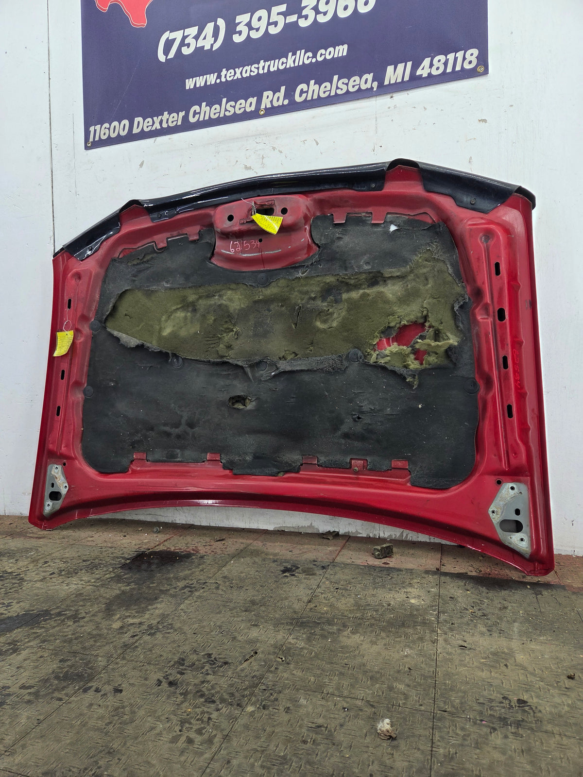 2003-2006 Chevrolet Silverado 1500 2500 'Cateye' Hood