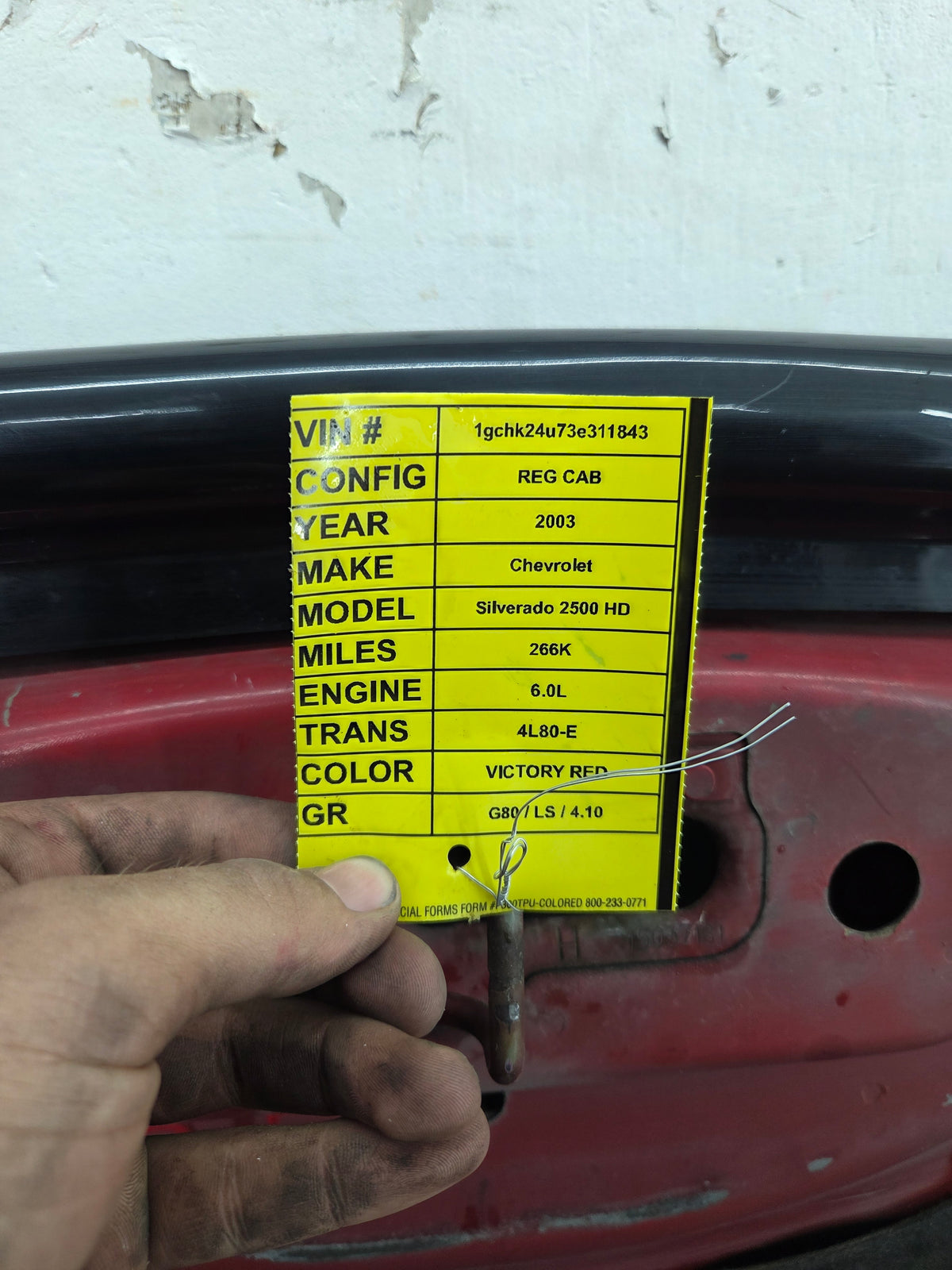 2003-2006 Chevrolet Silverado 1500 2500 'Cateye' Hood