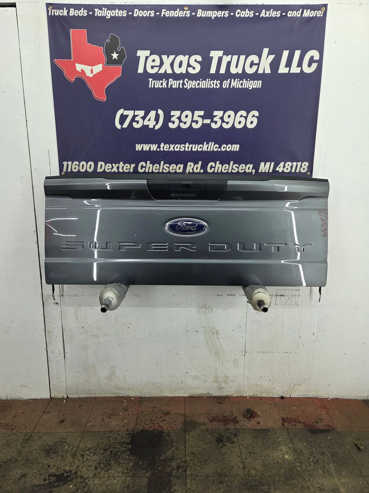2023-2025 Ford F250 F350 F450 F550 Super Duty Tailgate