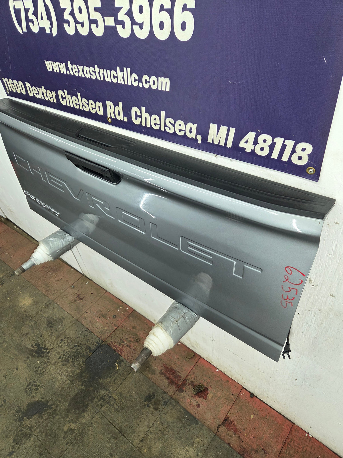 2019-2026 Chevrolet Silverado 2500 3500 Truck Tailgate