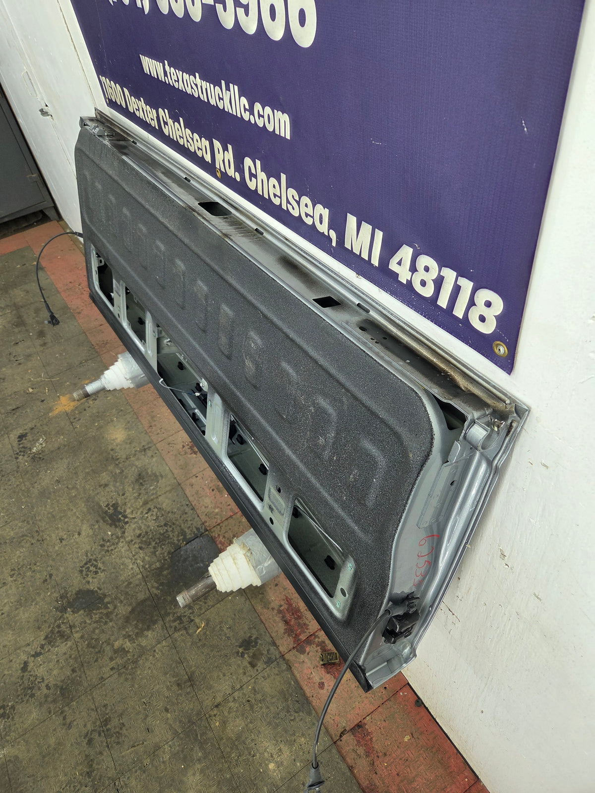 2019-2026 Chevrolet Silverado 2500 3500 Truck Tailgate