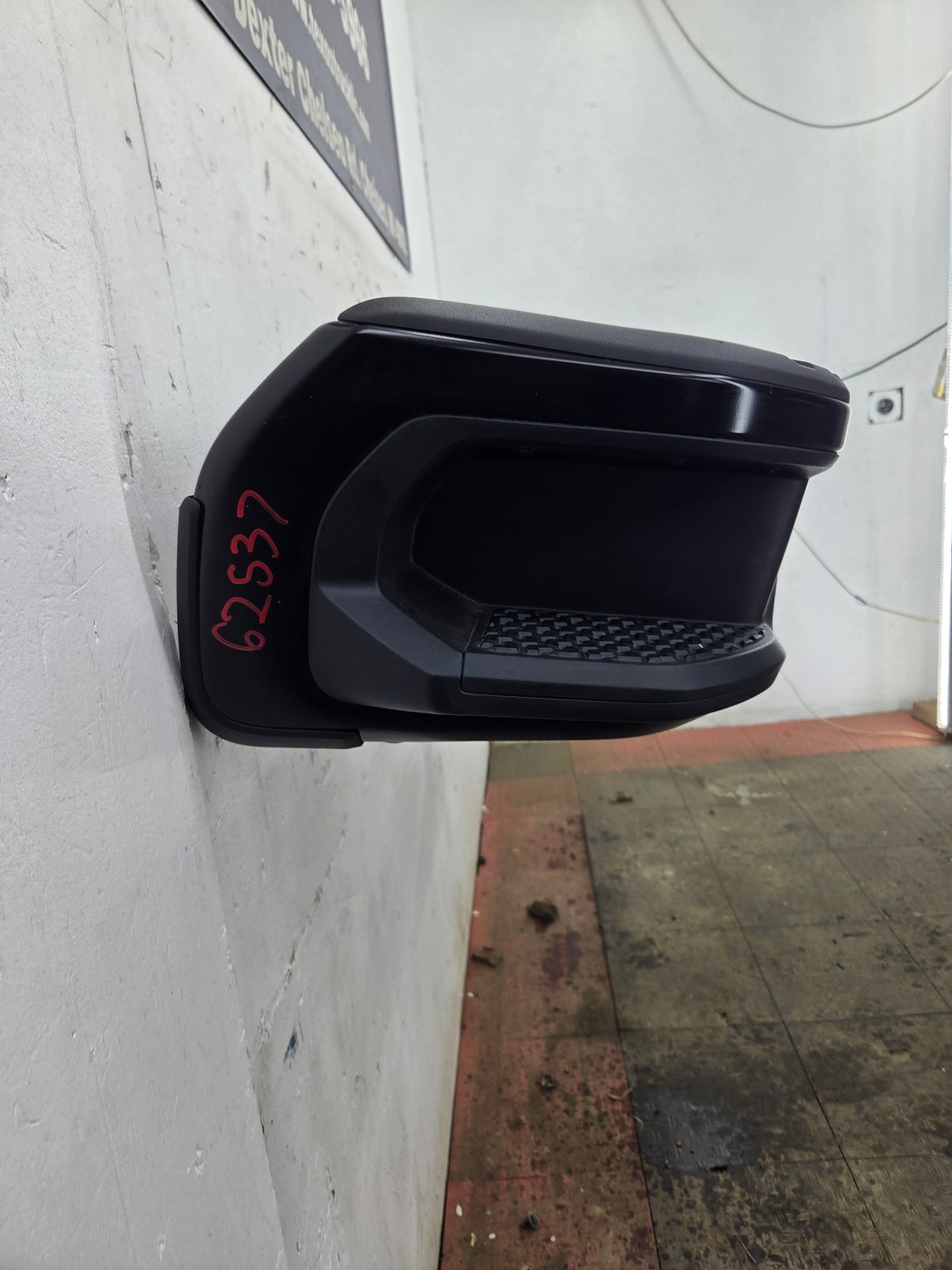 2019-2025 Chevrolet Silverado / GMC Sierra 2500 3500 HD Rear Bumper