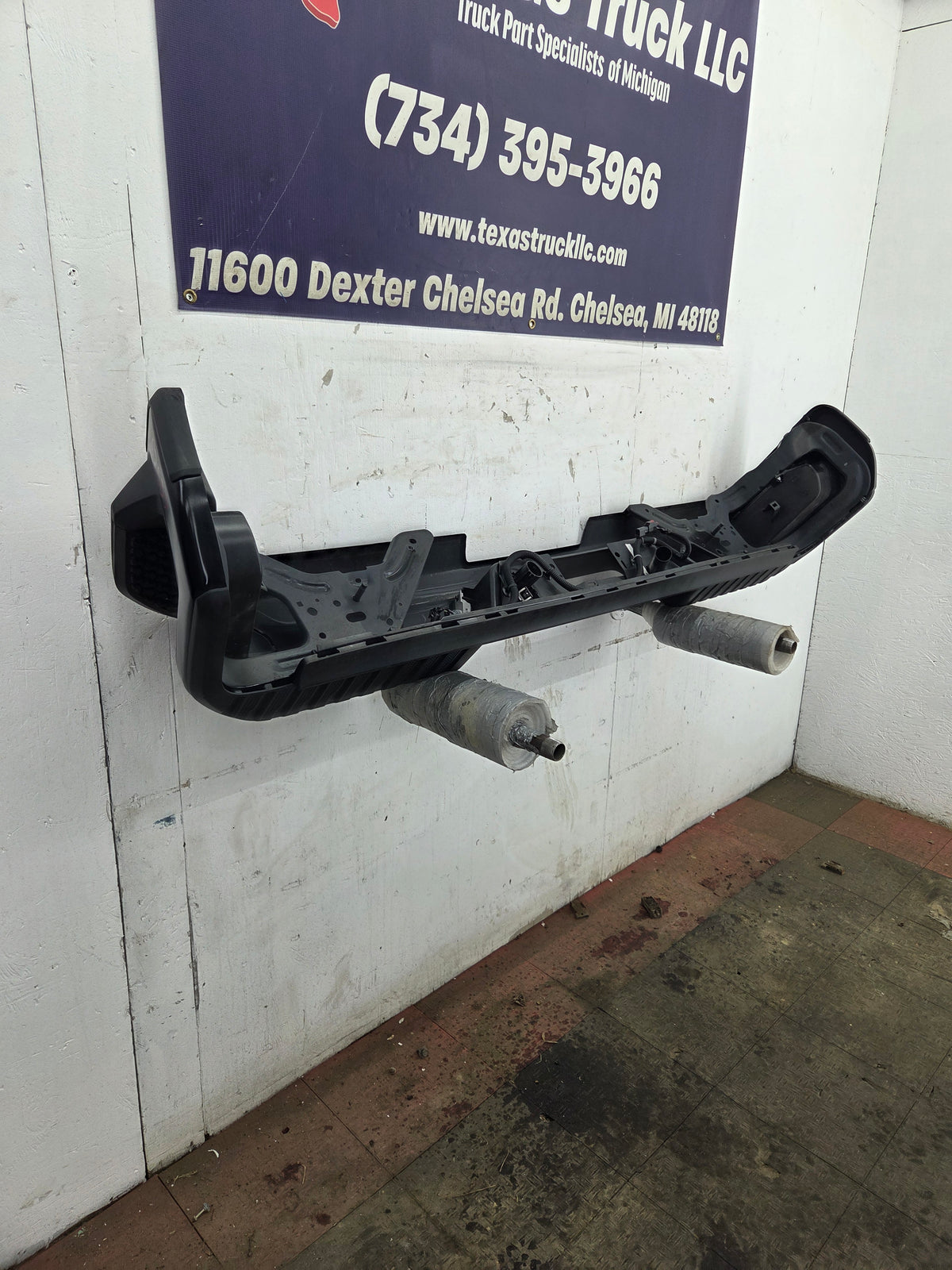 2019-2025 Chevrolet Silverado / GMC Sierra 2500 3500 HD Rear Bumper