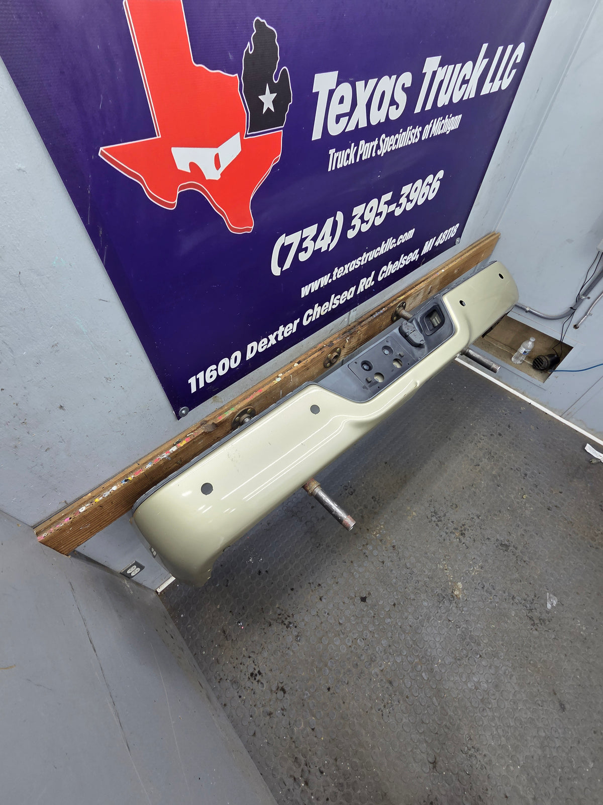 2009-2018 Dodge Ram 1500 2500 3500 4th Gen Rear Bumper
