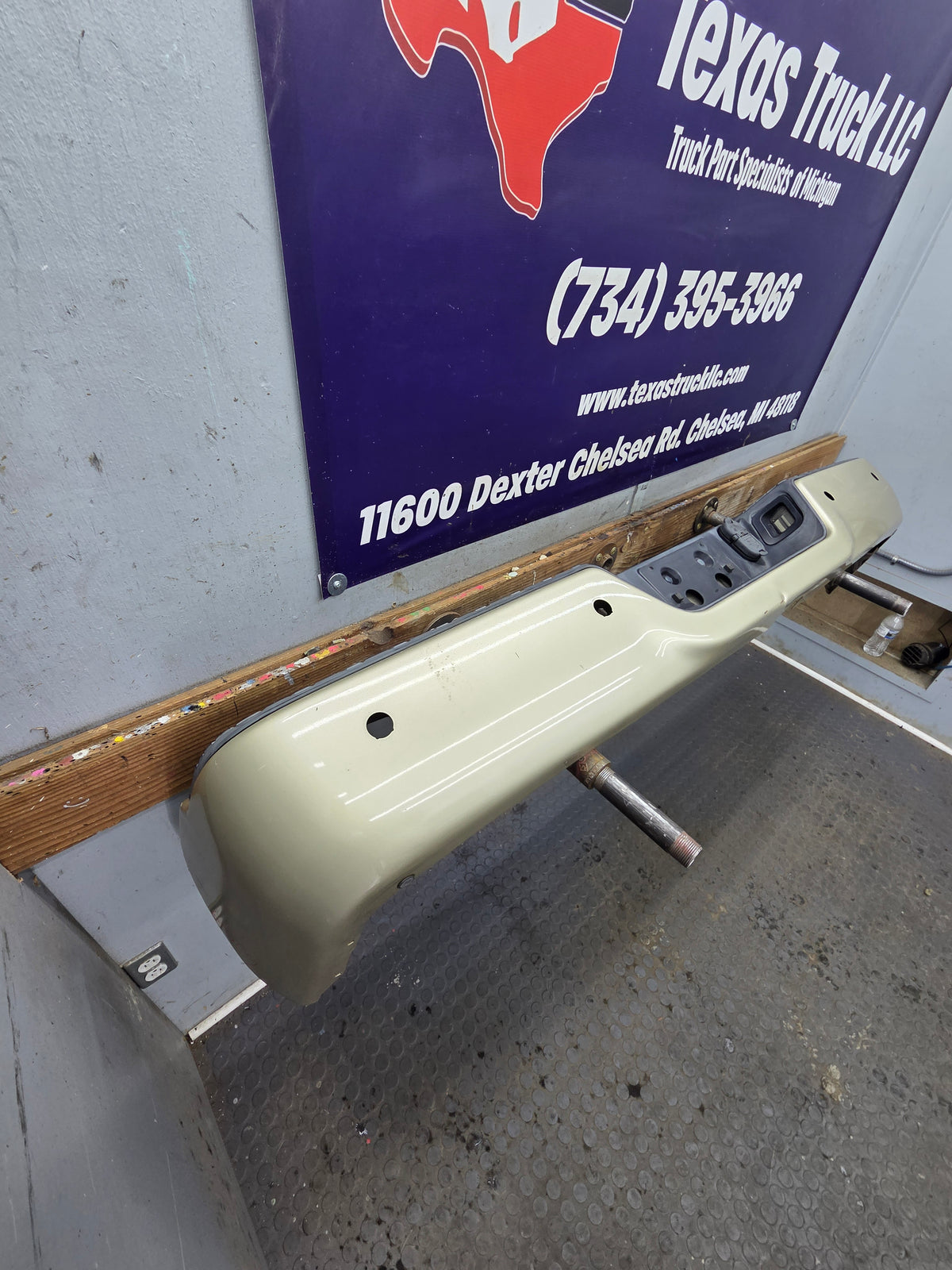 2009-2018 Dodge Ram 1500 2500 3500 4th Gen Rear Bumper