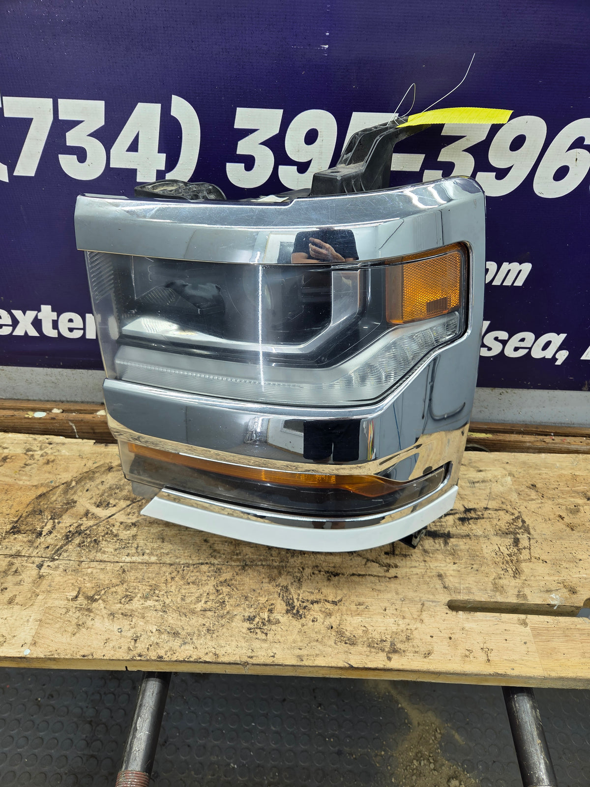 2016-2019 Chevrolet Silverado 1500 Driver Side Left Hand Headlight Bucket Assembly 84388723