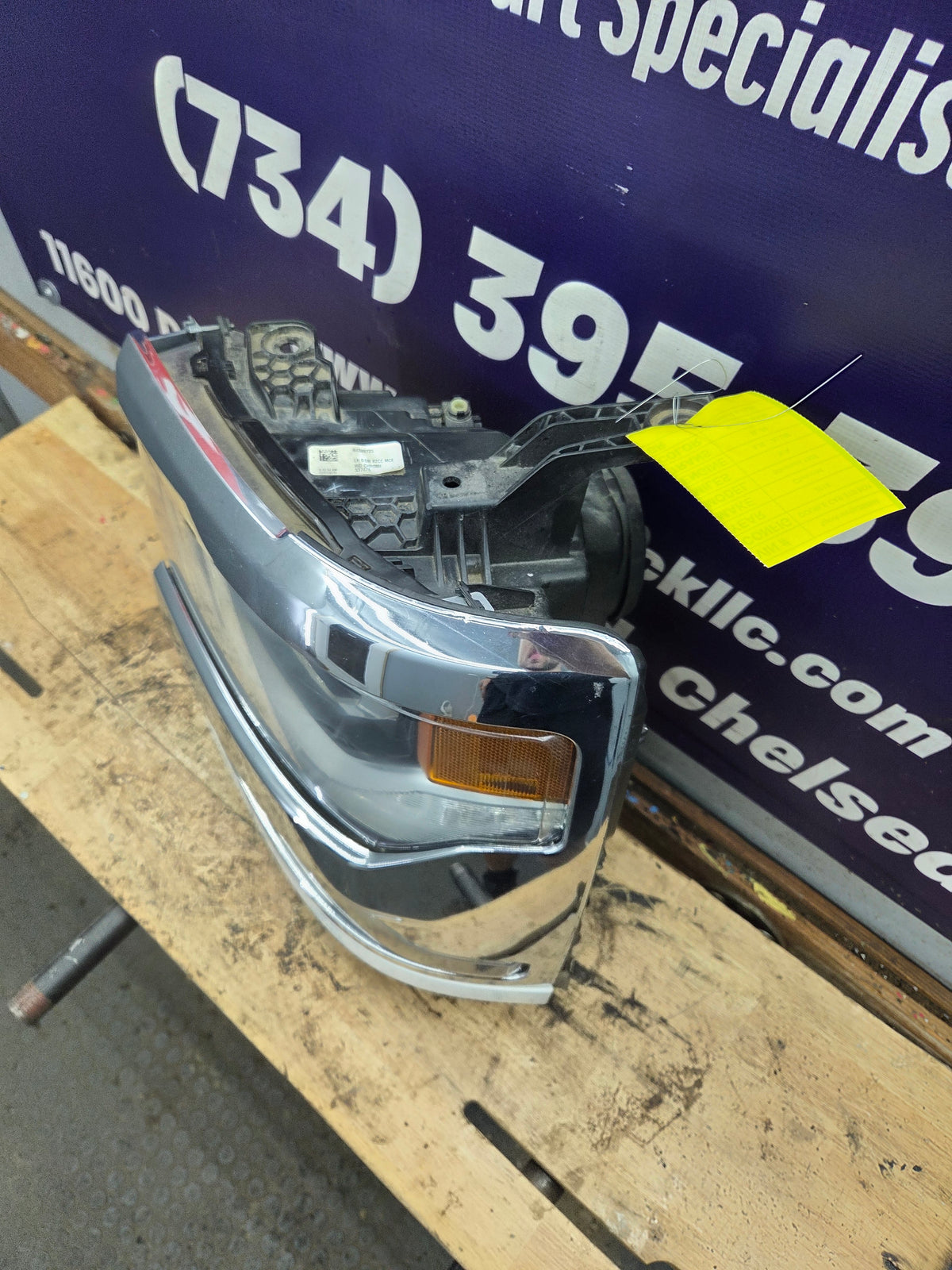 2016-2019 Chevrolet Silverado 1500 Driver Side Left Hand Headlight Bucket Assembly 84388723