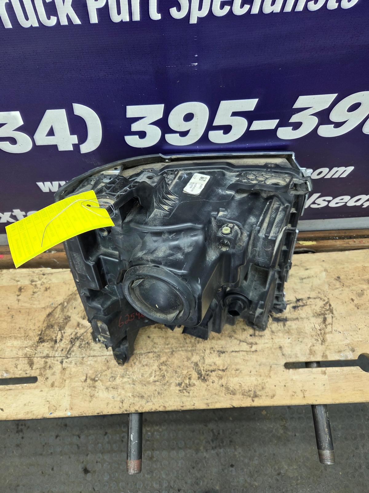 2016-2019 Chevrolet Silverado 1500 Driver Side Left Hand Headlight Bucket Assembly 84388723