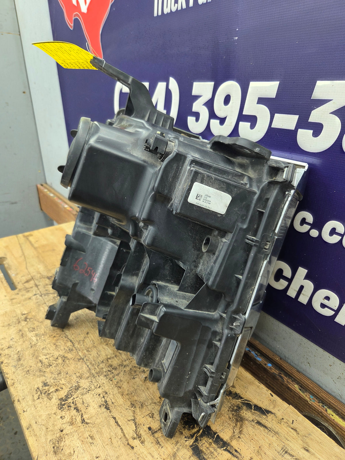 2016-2019 Chevrolet Silverado 1500 Driver Side Left Hand Headlight Bucket Assembly 84388723