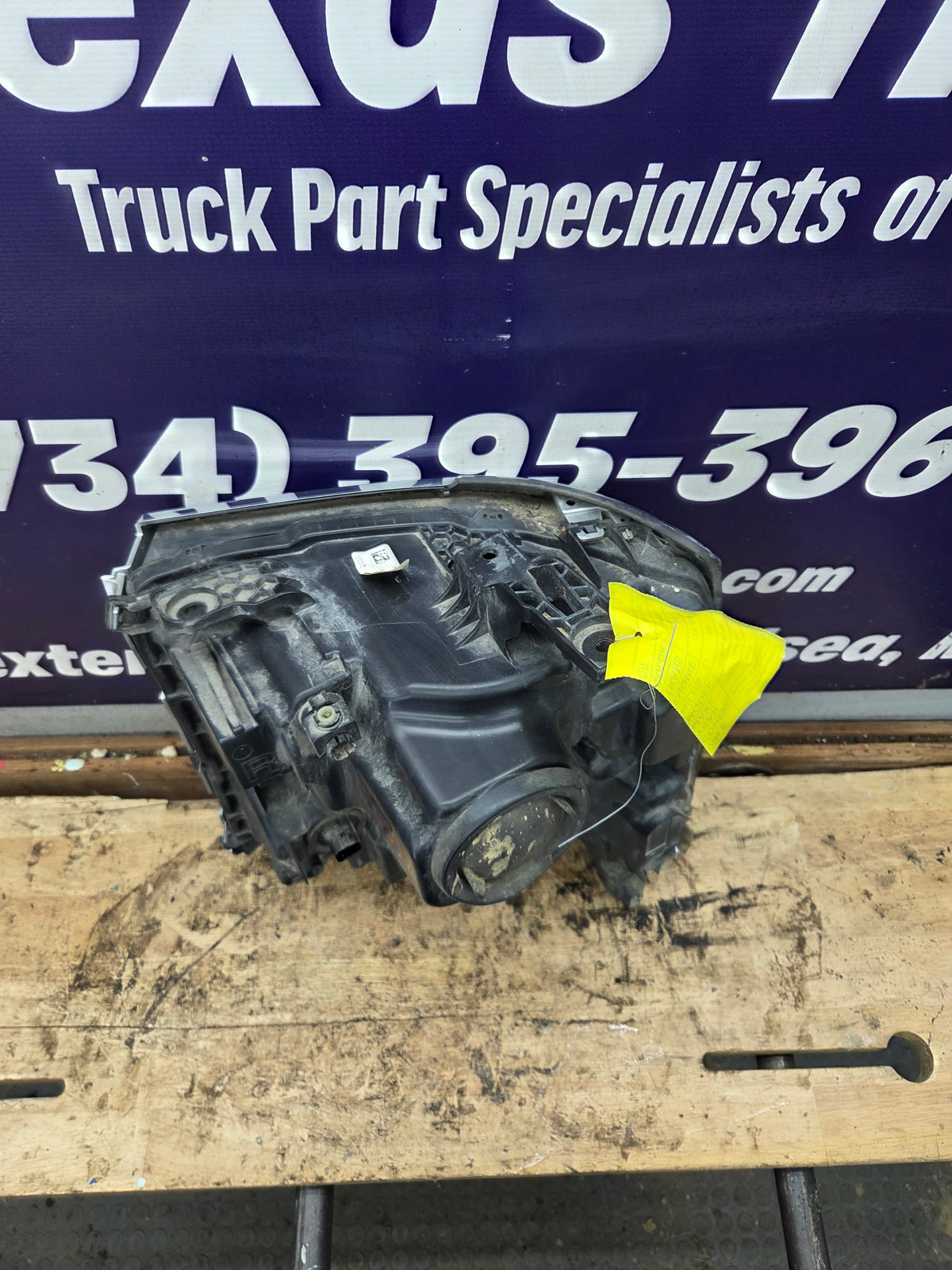 2016-2019 Chevrolet Silverado 1500 Passenger Side Right Hand Headlight Bucket Assembly 84388724