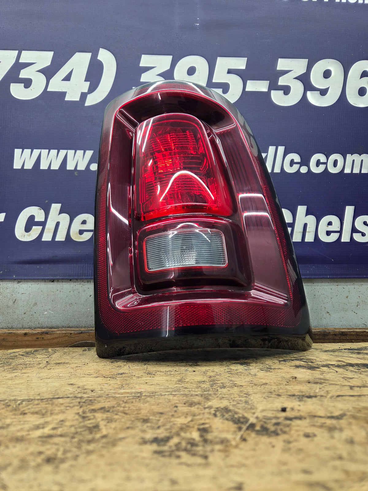 2025-2026 5th Gen Dodge Ram 2500 3500 RH Passenger Side Tail Light Halogen 68592554AB