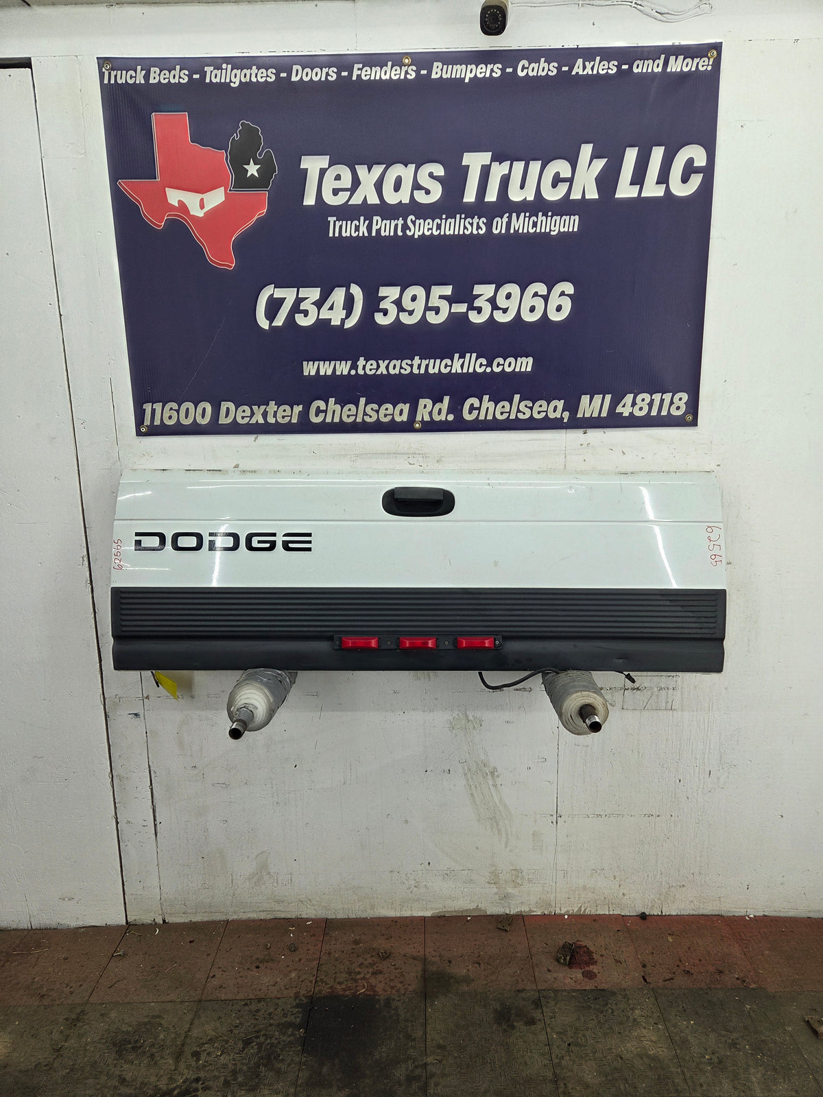 1994-2002 Dodge Ram 1500 2500 3500 2nd Gen Dually Truck Tailgate