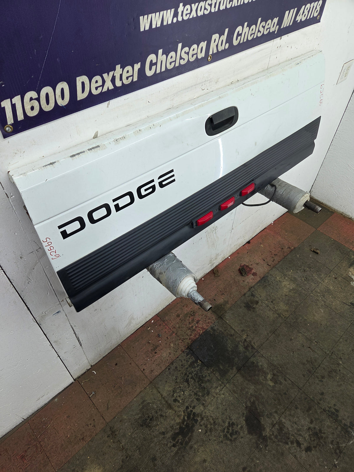 1994-2002 Dodge Ram 1500 2500 3500 2nd Gen Dually Truck Tailgate