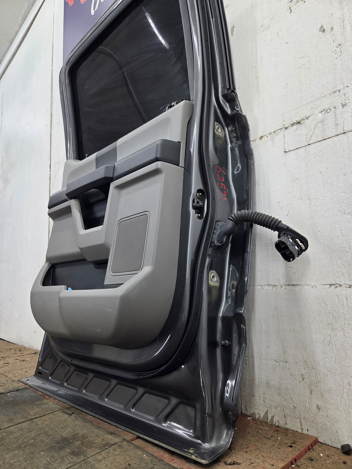 2015-2022 Ford F150 / Super Duty Driver Side Rear Door RH F250 F350 F450 F550
