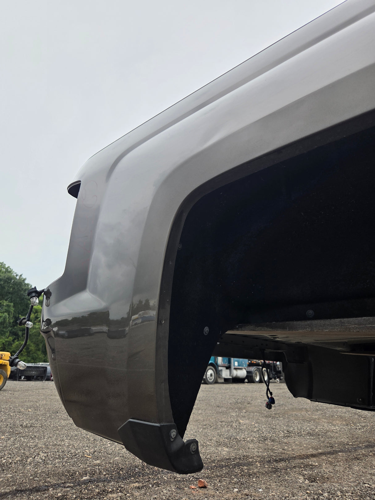 2014-2019 Chevrolet Silverado 1500 2500 3500 HD 6' 6" Short Bed *Damage