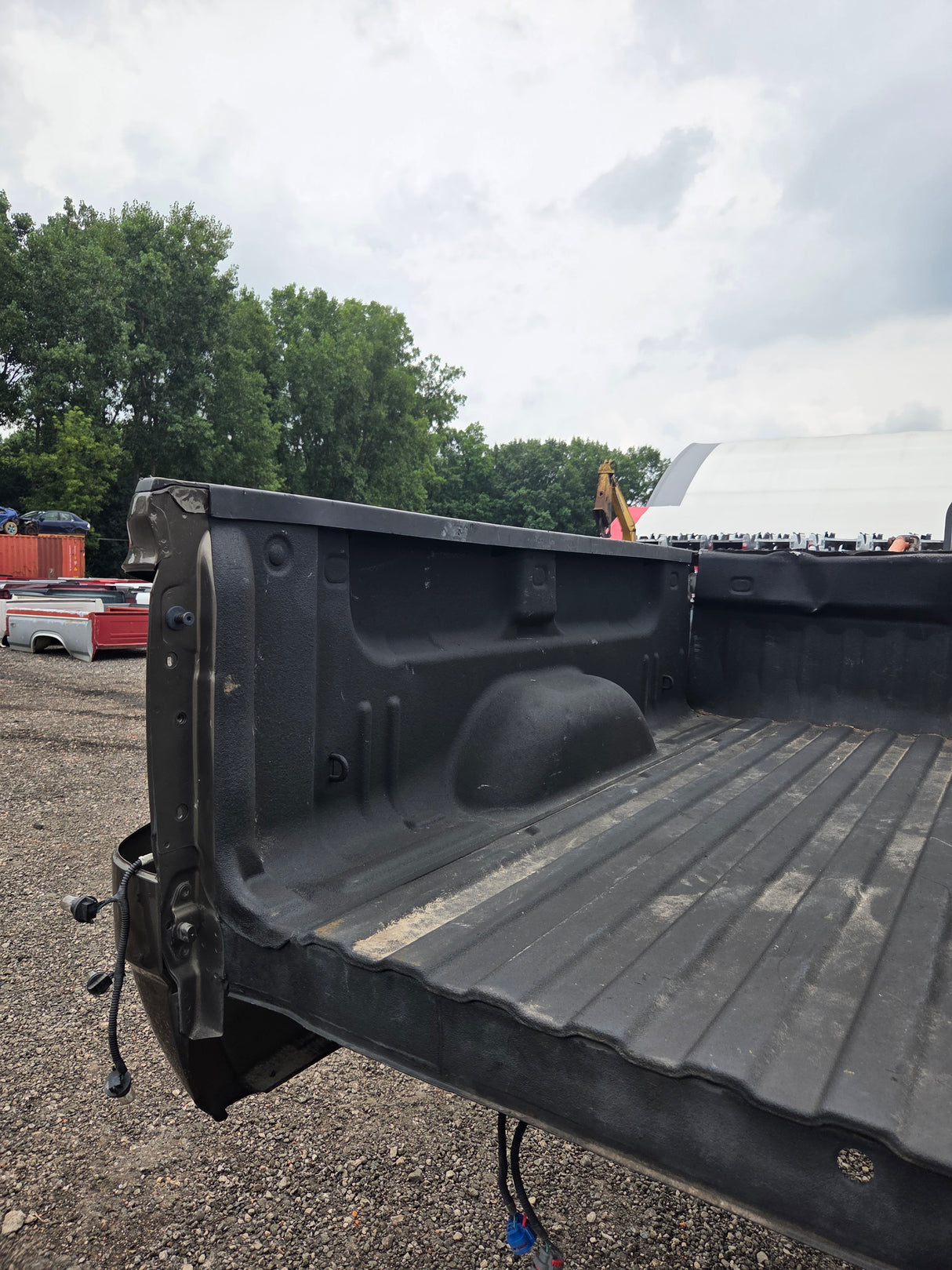 2014-2019 Chevrolet Silverado 1500 2500 3500 HD 6' 6" Short Bed *Damage