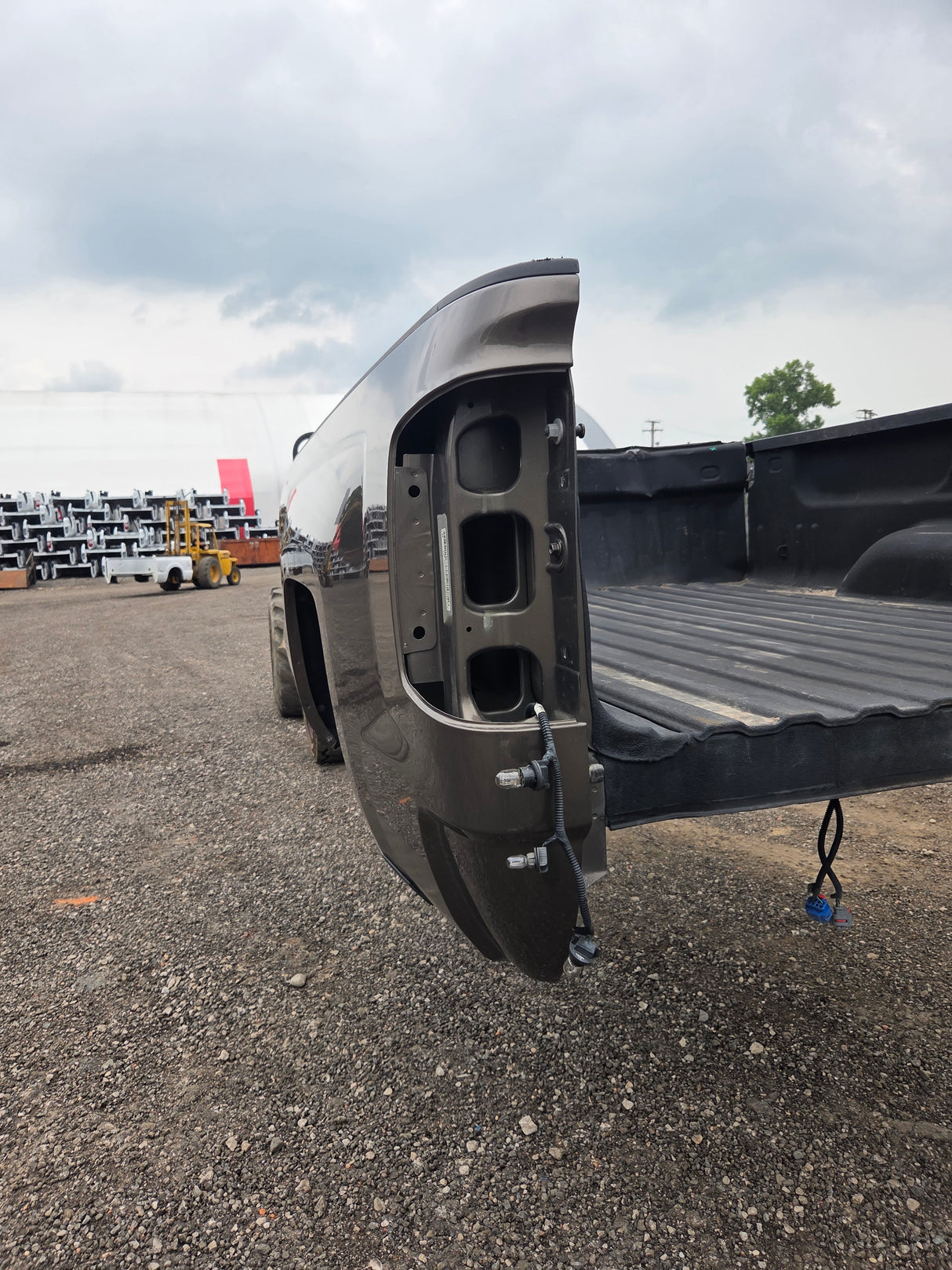 2014-2019 Chevrolet Silverado 1500 2500 3500 HD 6' 6" Short Bed *Damage