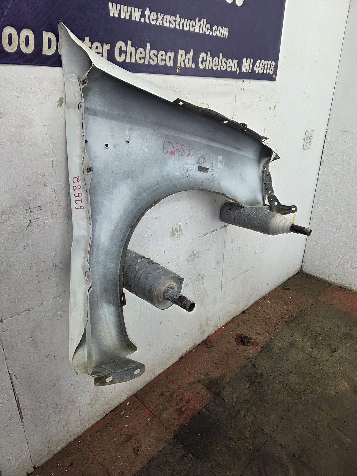 1999-2007 Ford Super Duty LH Driver Side Front Fender F250 F350 F450 F550 Excursion