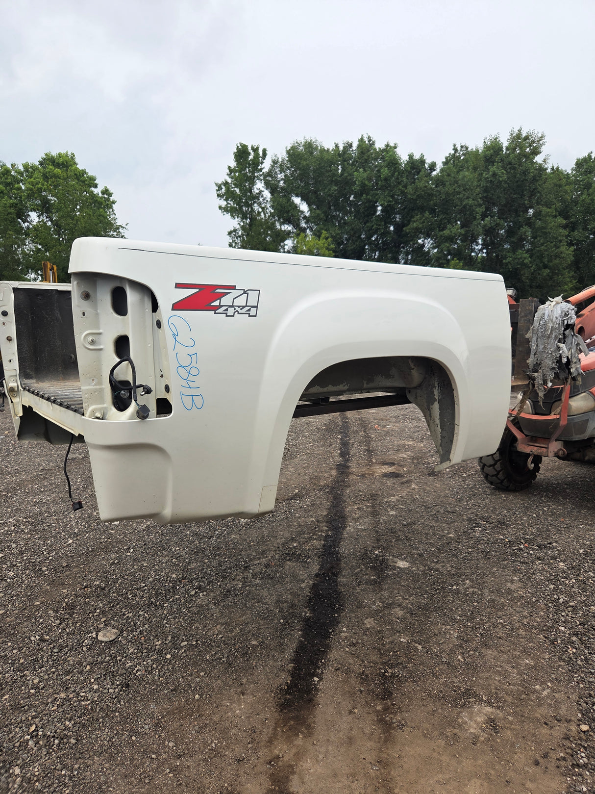 2007-2013 GMC Sierra 1500 5' 8" Short Truck Bed