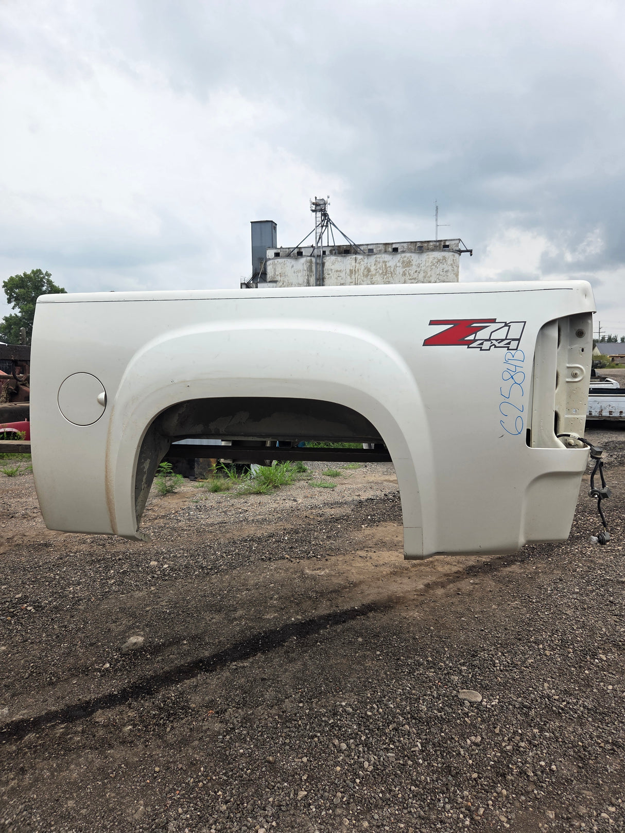2007-2013 GMC Sierra 1500 5' 8" Short Truck Bed