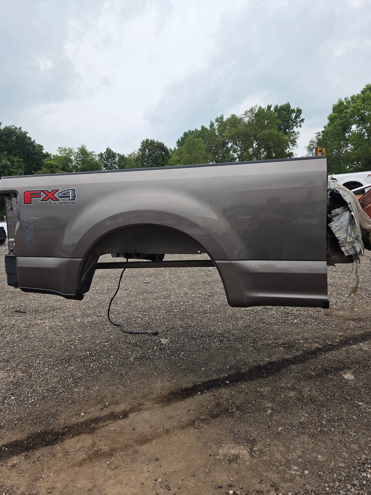 2017-2022 Ford F250 F350 Super Duty 6' 9" Short Truck Bed
