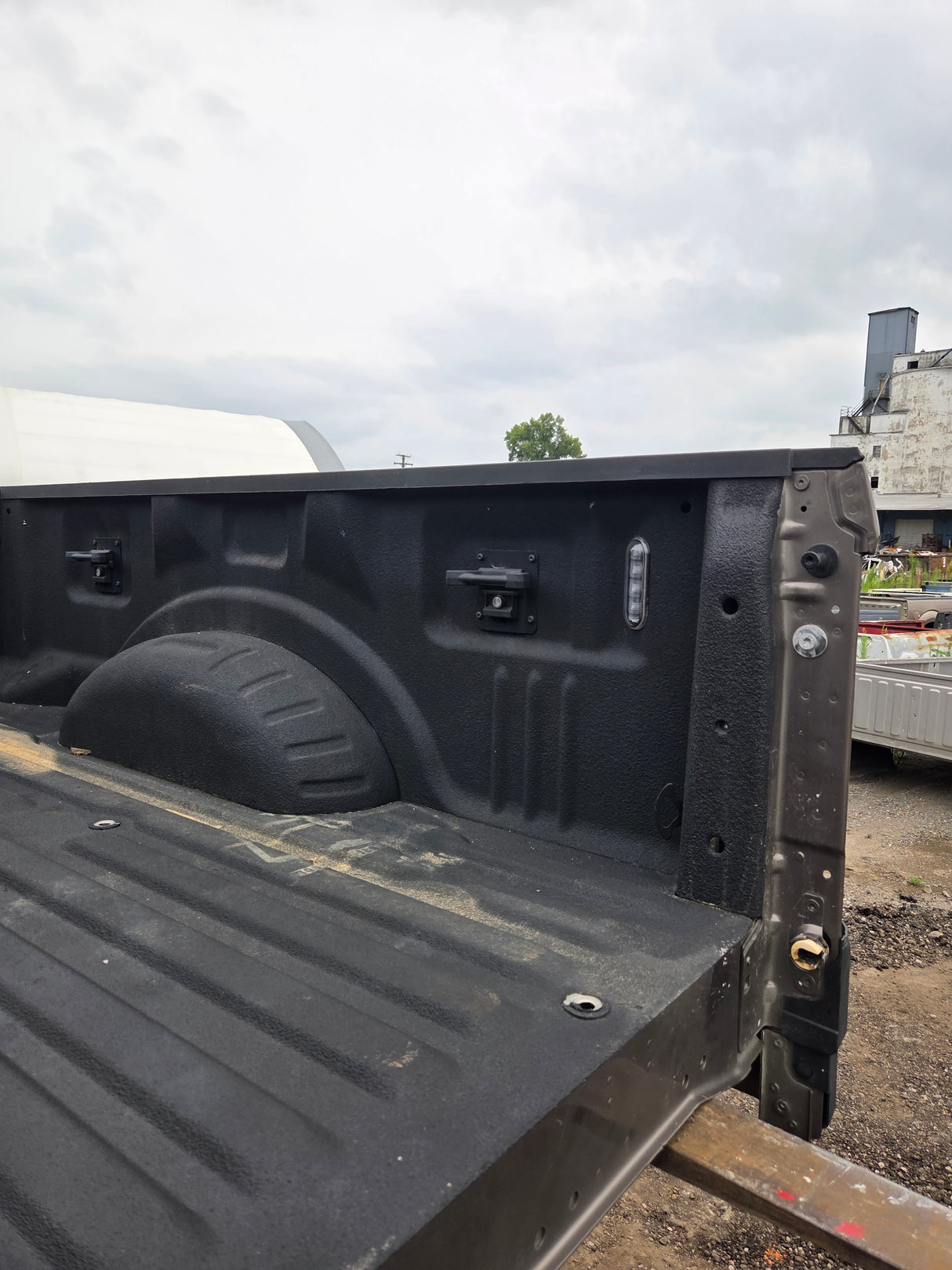 2017-2022 Ford F250 F350 Super Duty 6' 9" Short Truck Bed