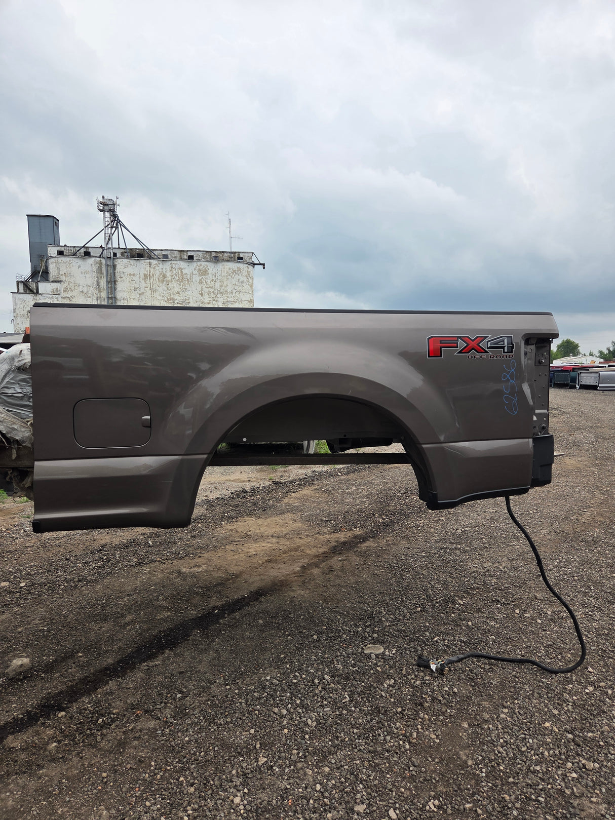 2017-2022 Ford F250 F350 Super Duty 6' 9" Short Truck Bed