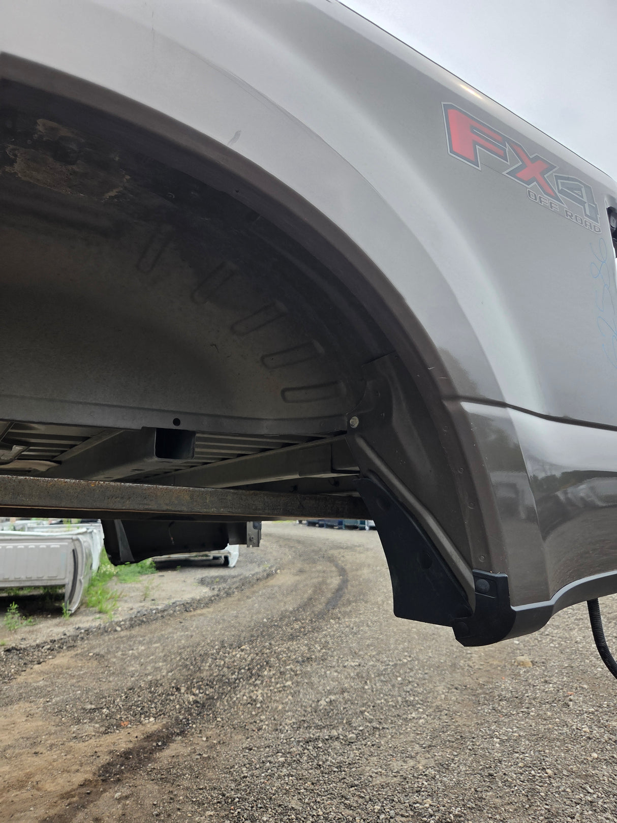 2017-2022 Ford F250 F350 Super Duty 6' 9" Short Truck Bed