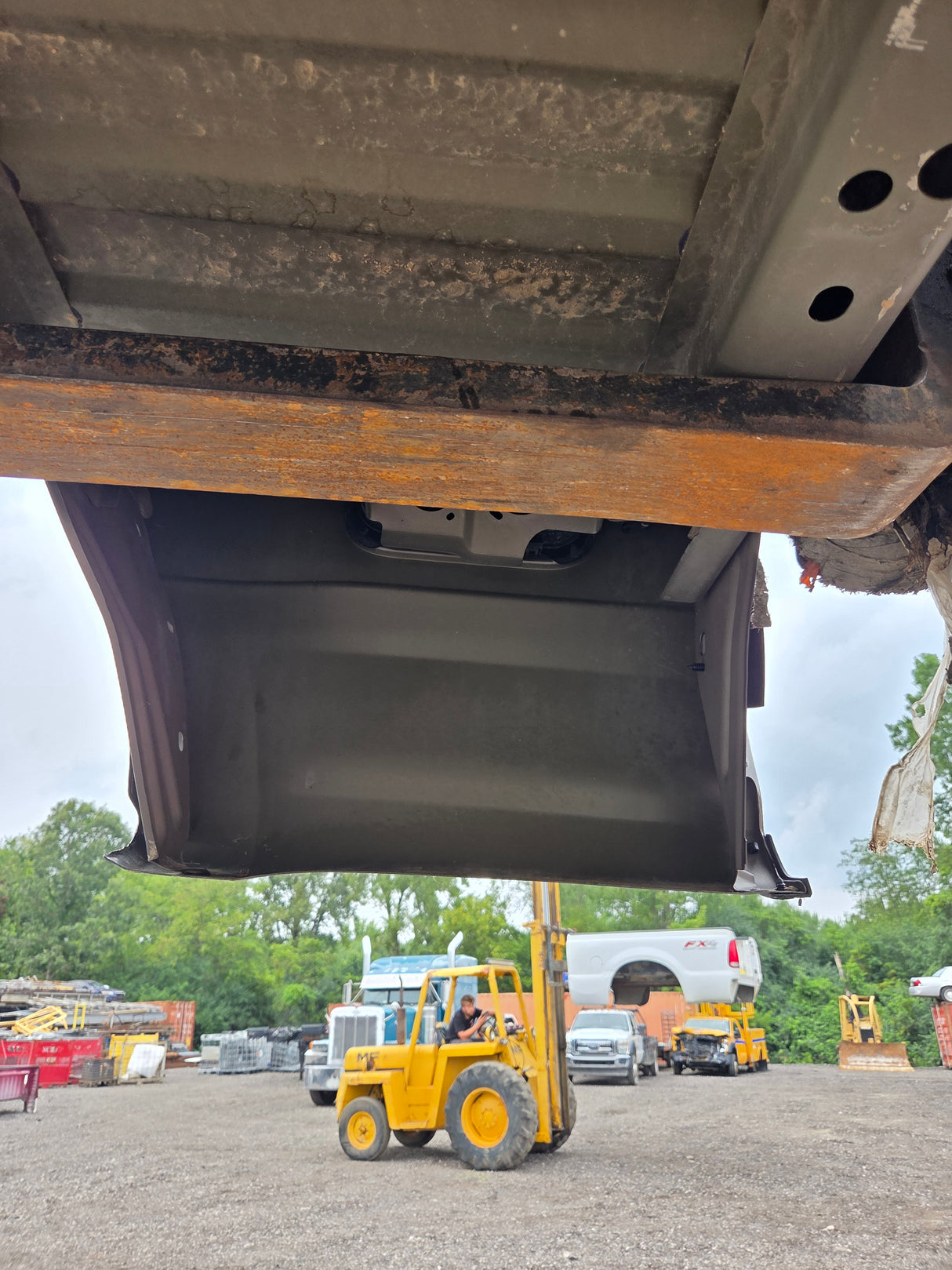 2017-2022 Ford F250 F350 Super Duty 6' 9" Short Truck Bed
