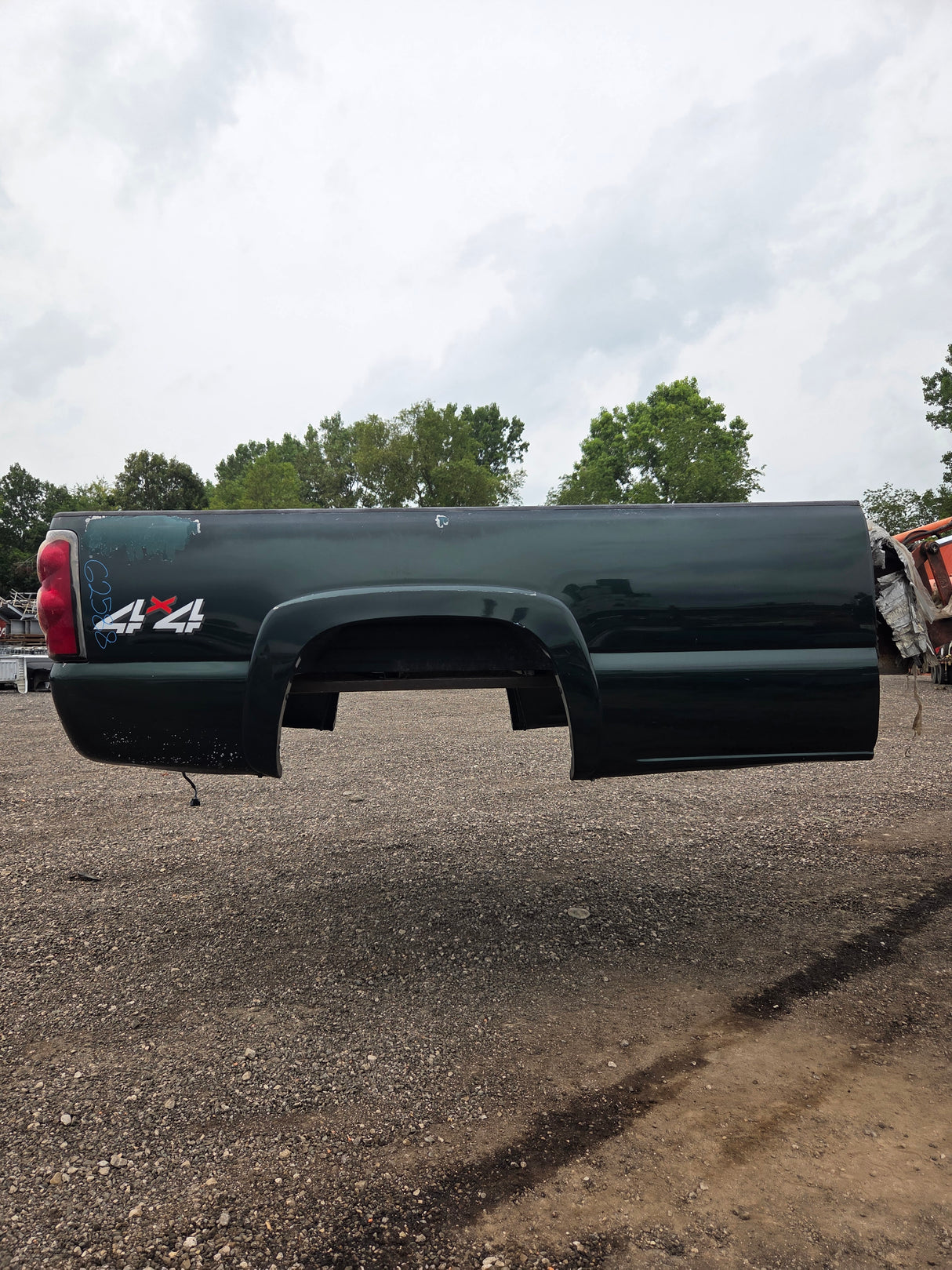 1999-2007 Chevrolet Silverado / GMC Sierra 1500 2500 3500 HD 8' Long Bed Truck Bed